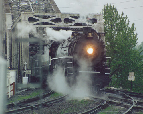 SP&S 700 on Vancouver RR bridge